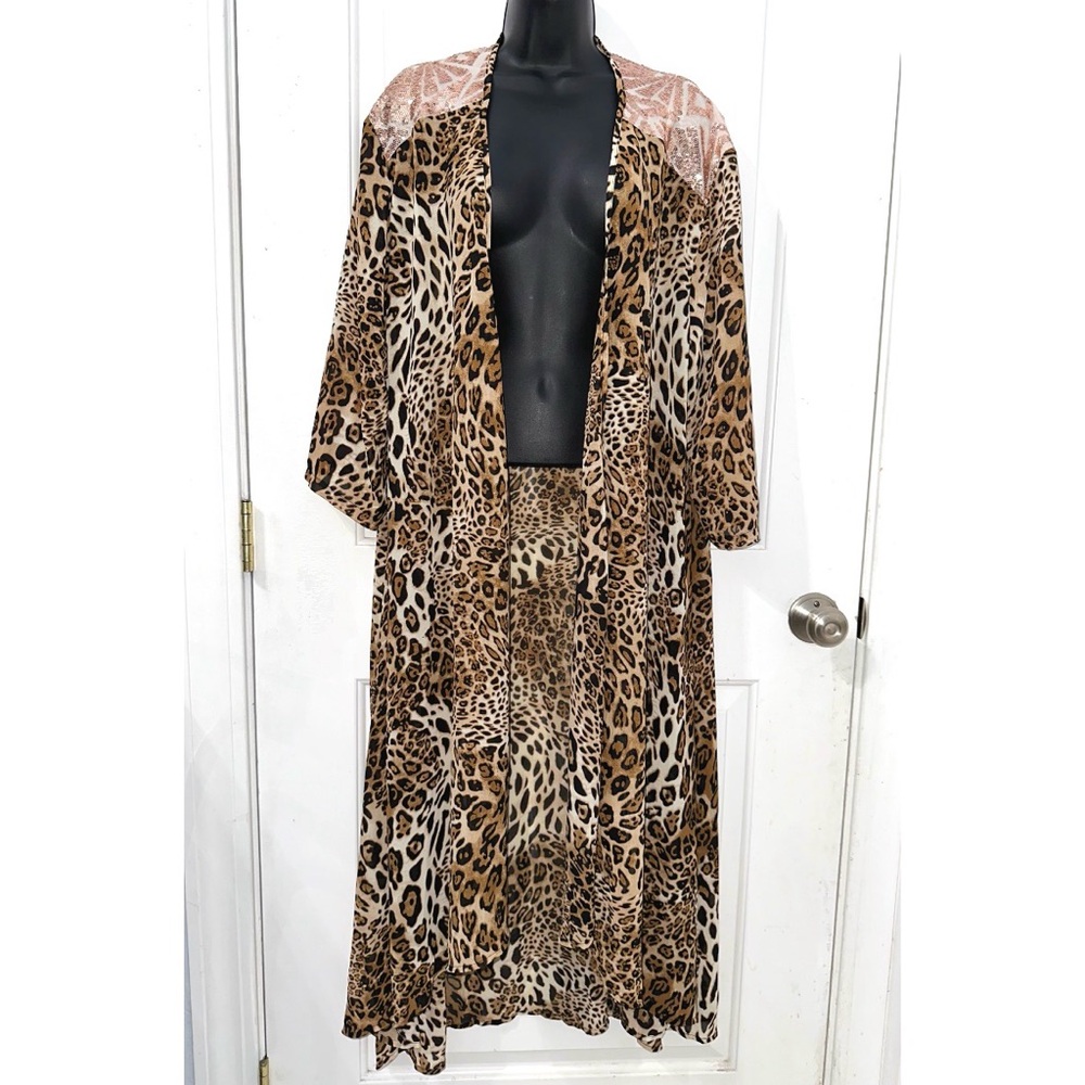 Grace & Emma Leopard Print Kimono Shawl Duster with Rose Gold Sequins
